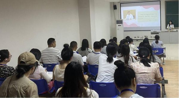 青蓝提升工程 以校院两级联动推进教师定制式培训(图10)