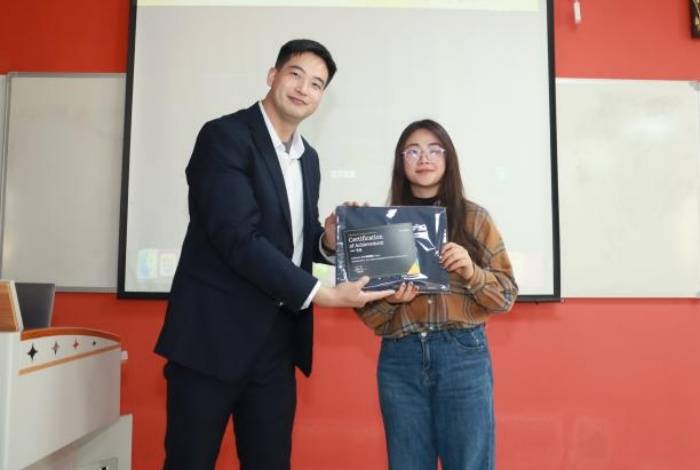 新利体育下载重庆城市科技学院人文学院教师参加AI师资专业培训(图7)