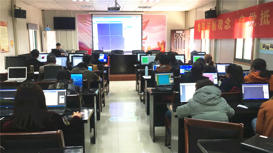 教育部：开设人工智能等千个“微专业”助力大学生就业