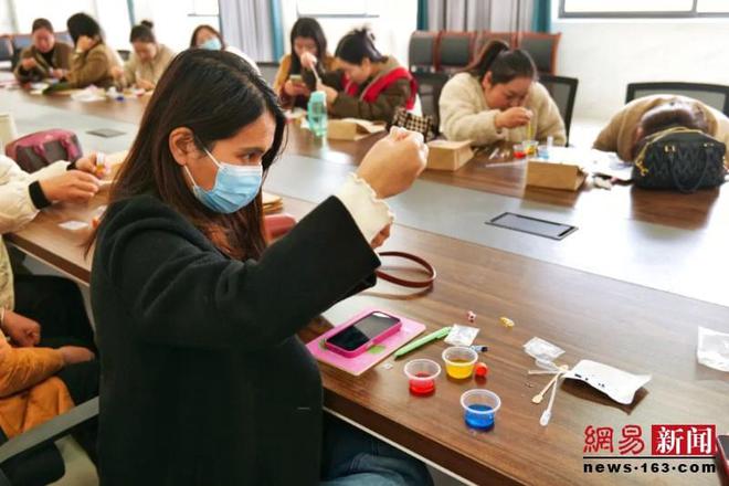 赋能实践教学 助力素质教育漯河市举行中小学教师素养提升培训(图2)