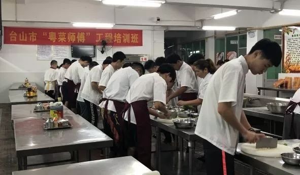 碧江：“家门口课堂”技能培训开启就业便捷之门