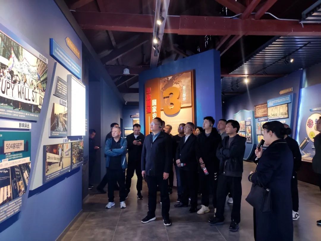济宁市金乡街道党建引领基层治理培训班来威开展异地教学(图2)