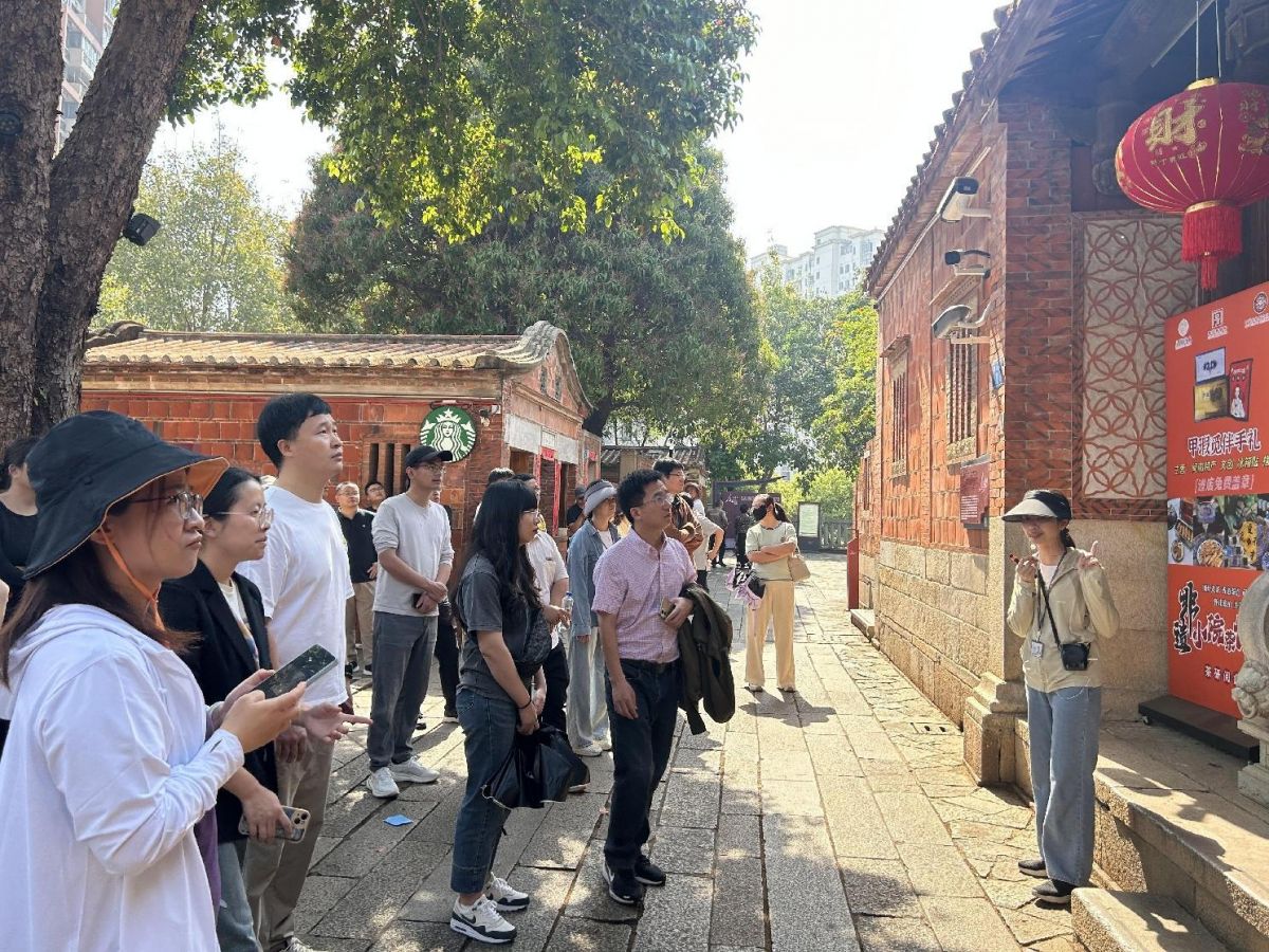新利体育APP永春县委党校第六期优秀年轻干部培训班赴晋江开展异地教学(图1)